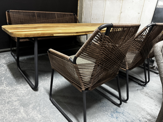 Nr. 146 I Angebot SALE % / Sonnenpartner / Outdoor Tisch + Bank + Stühle im Set / Holz / Lagerware sofort verfügbar