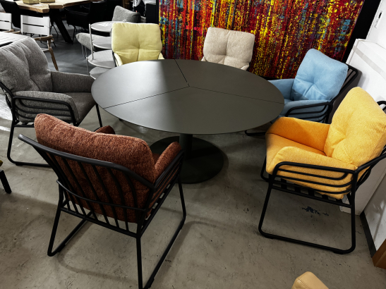 Nr. 181 I Angebot SALE % / runder Outdoor Tisch / Aluminium / Lagerware sofort verfügbar