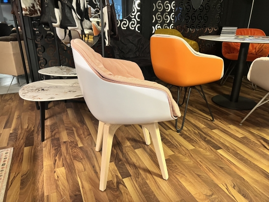 Nr. 37 I Angebot SALE % / Dressy Stuhl-Sessel Lap / Stoff / Ausstellungsware sofort verfügbar
