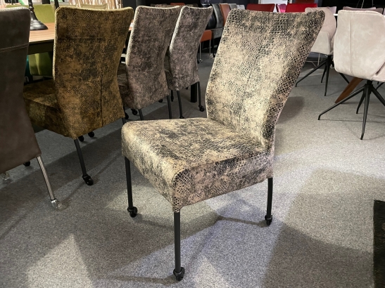 Nr. 66 I Angebot SALE % / 2 Stühle im Set / Stoff / Ausstellungsware sofort verfügbar