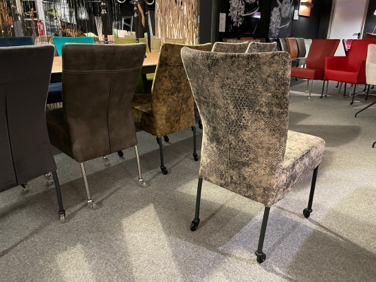 Nr. 66 I Angebot SALE % / 2 Stühle im Set / Stoff / Ausstellungsware sofort verfügbar