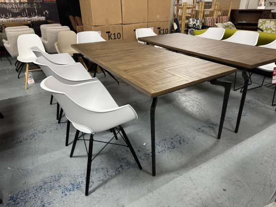 Nr. 300 I Angebot SALE % / Kare / Esstisch 90 x 200 cm aus Altholz mit gehämmerten Metallfüßen / Lagerware sofort verfügbar
