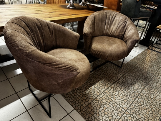 Nr. 13 I Angebot SALE % / Bullfrog / Bank Apero / Leder / Ausstellungsware sofort verfügbar