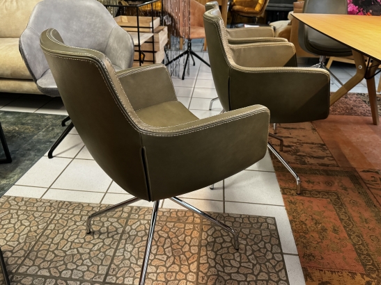 Nr. 32 I Angebot SALE % / Het Anker Stuhl / 4 Stühle im Set / Leder / Ausstellungsware sofort verfügbar