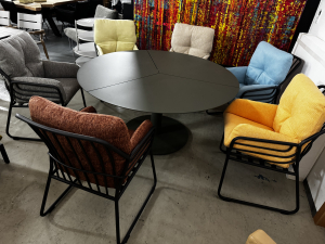 Nr. 181 I Angebot SALE % / runder Outdoor Tisch / Aluminium / Lagerware sofort verfügbar