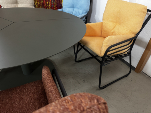 Nr. 181 I Angebot SALE % / runder Outdoor Tisch / Aluminium / Lagerware sofort verfügbar