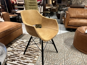 Nr. 122 I Angebot SALE % / Stuhl Jazz / Leder / Ausstellungsware sofort verfügbar