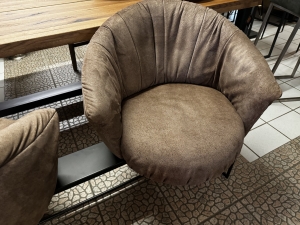 Nr. 13 I Angebot SALE % / Bullfrog / Bank Apero / Leder / Ausstellungsware sofort verfügbar