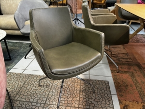 Nr. 32 I Angebot SALE % / Het Anker Stuhl / 4 Stühle im Set / Leder / Ausstellungsware sofort verfügbar