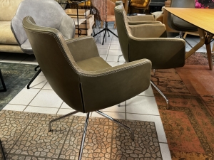 Nr. 32 I Angebot SALE % / Het Anker Stuhl / 4 Stühle im Set / Leder / Ausstellungsware sofort verfügbar