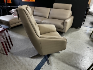 Nr. 18 I Angebot SALE % / Sessel Wendy mit Funktion / Leder / Lagerware sofort verfügbar