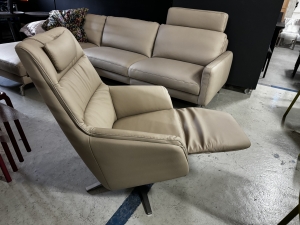 Nr. 18 I Angebot SALE % / Sessel Wendy mit Funktion / Leder / Lagerware sofort verfügbar