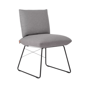 Nr. 17 / Stuhl ohne Armteil / in Stoff oder Leder / ab 319 €